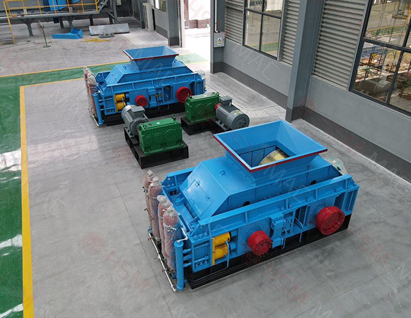 砂廠河卵石 / 花崗巖制砂_鞏義華盛銘對輥制砂機型號齊全